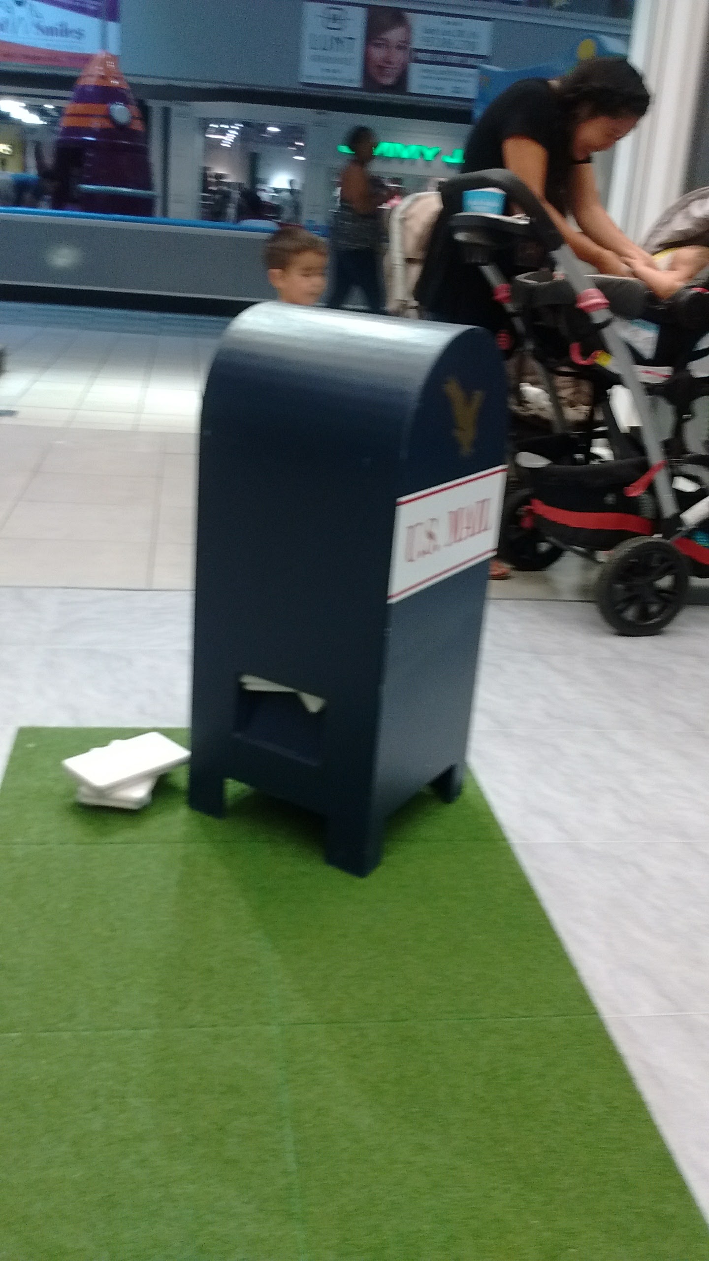 toy mail box